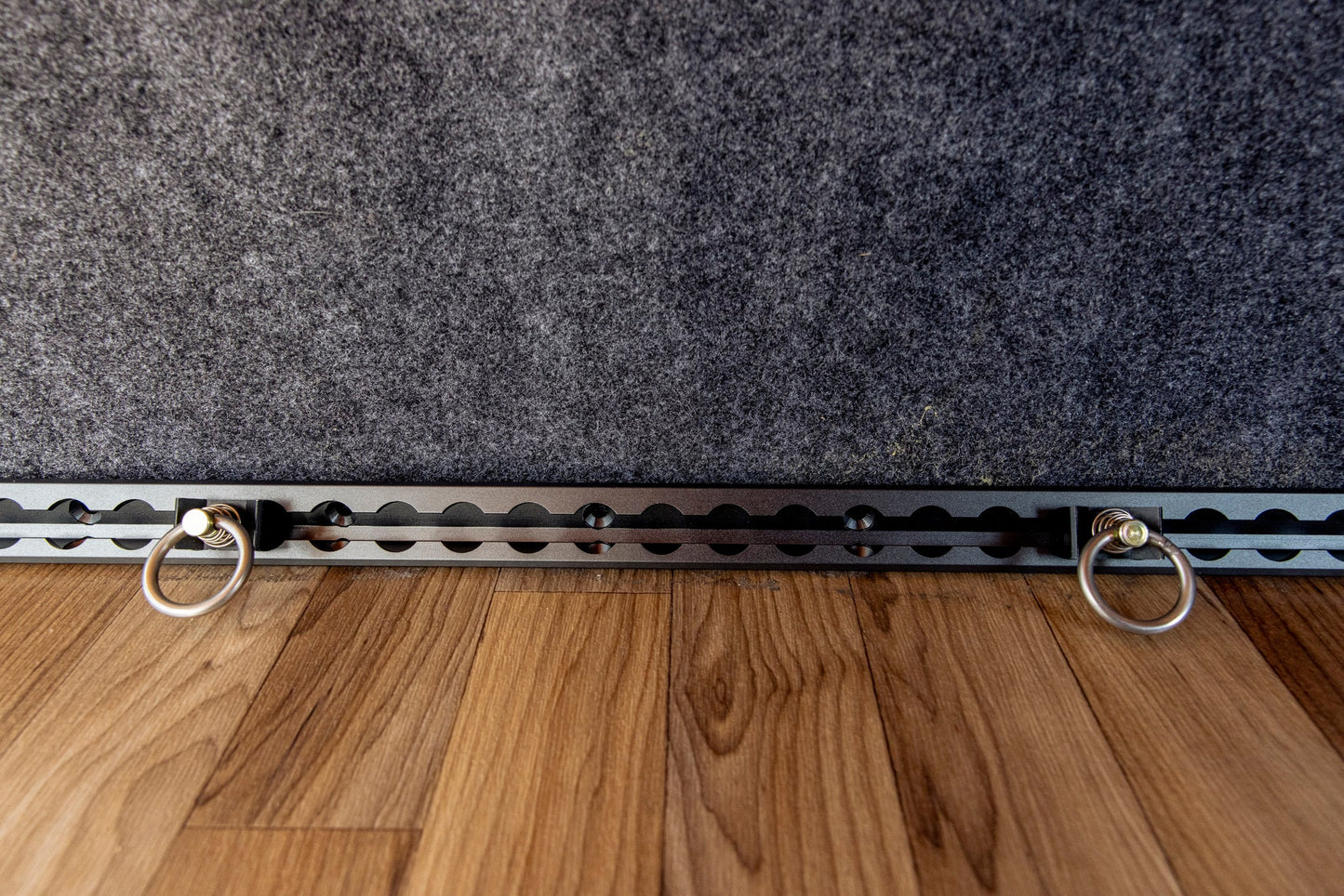 Corner Venture L-Track - 2 Pack