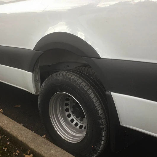 907 Sprinter fender armour kit