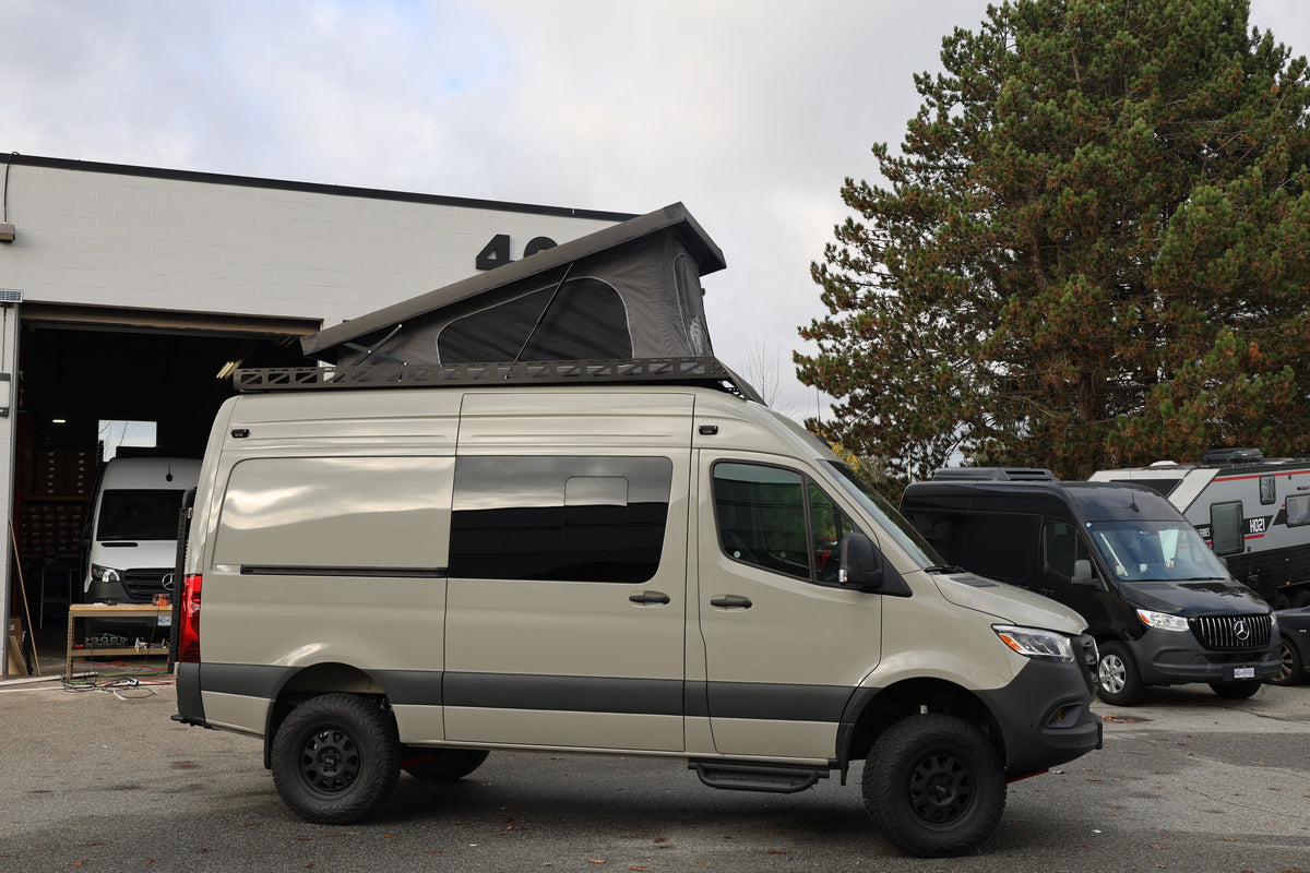 Sprinter Running Board – Hexagon Series