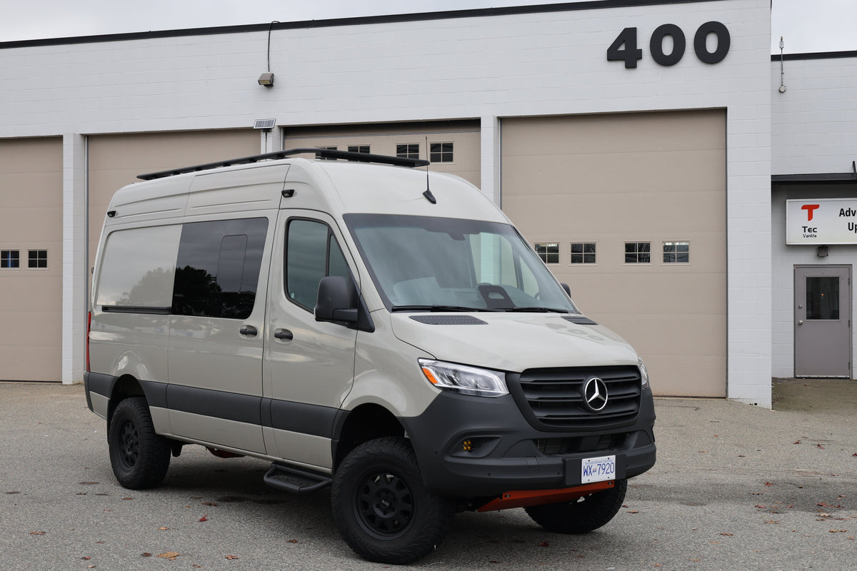 Sprinter Running Board – Hexagon Series