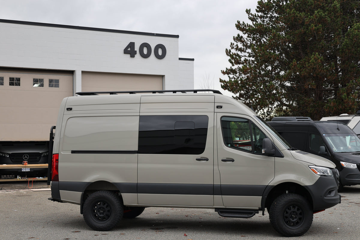 Sprinter Running Board – Hexagon Series