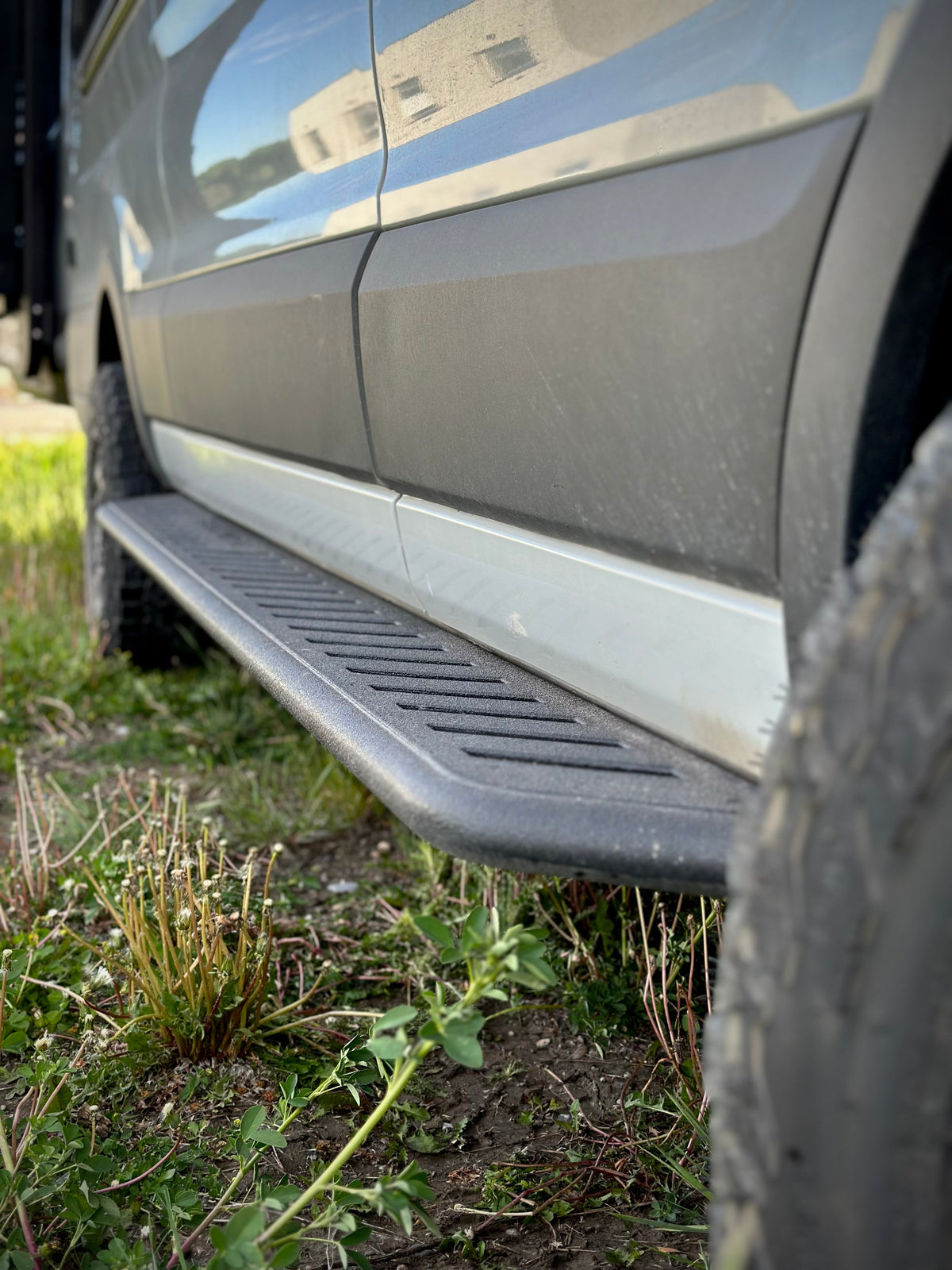 APEX - Side Steps - Transit Van 148" WB - Regular - Aluminum