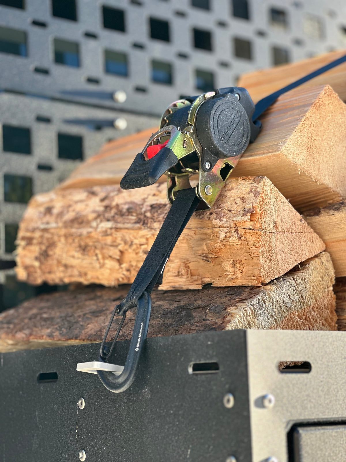 BACKLAND - Tie-Down Ratchet Strap with Carabiners (sold individually)