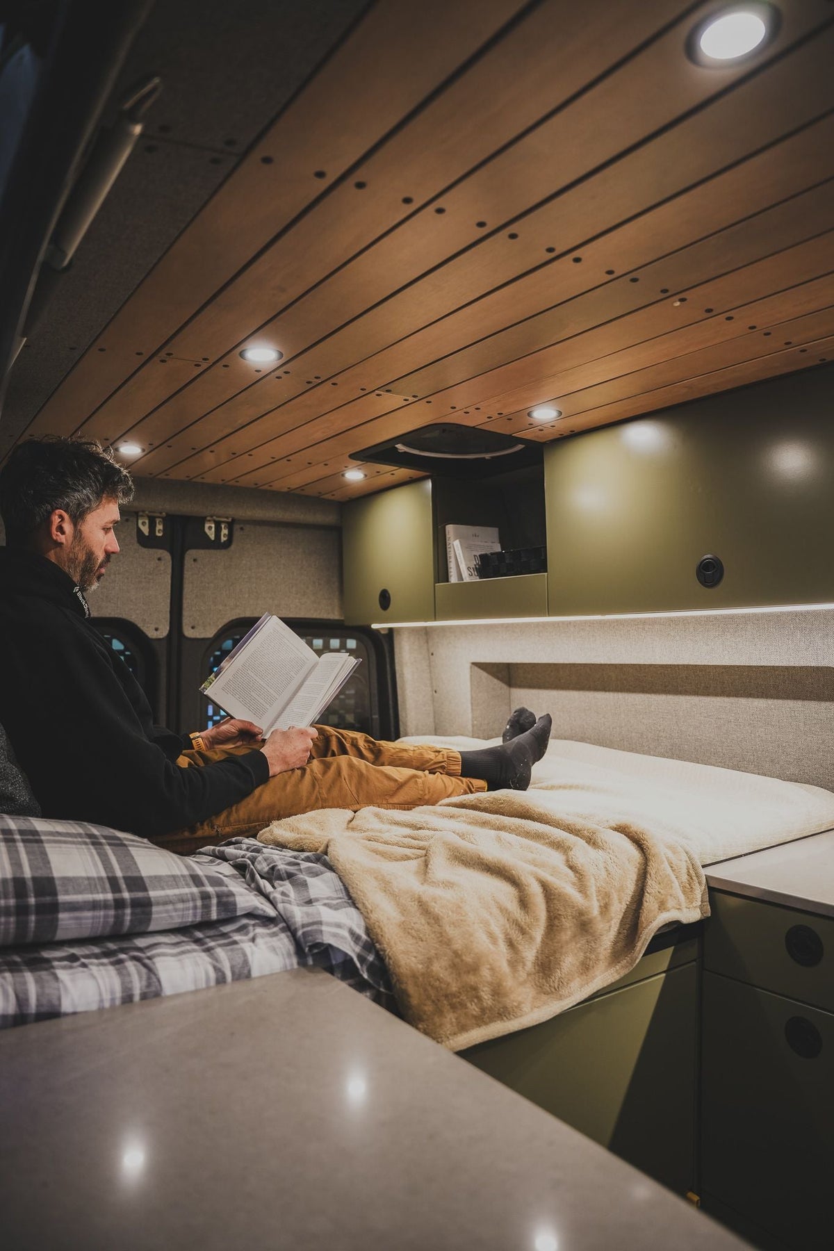 ClimateCore: Insulated Sleeping PODS - Sprinter 144 - Regular Depth - SET