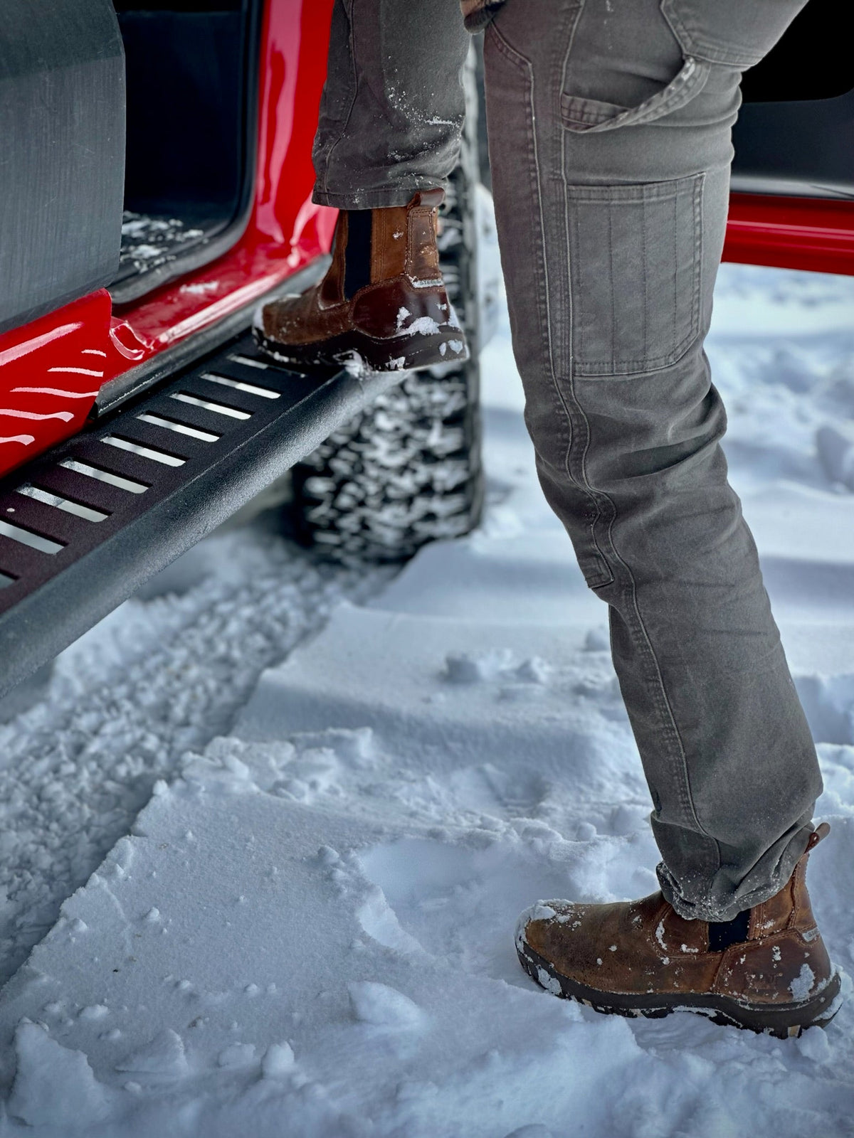 APEX - Side Steps - Transit Van 148" WB - Regular - Aluminum