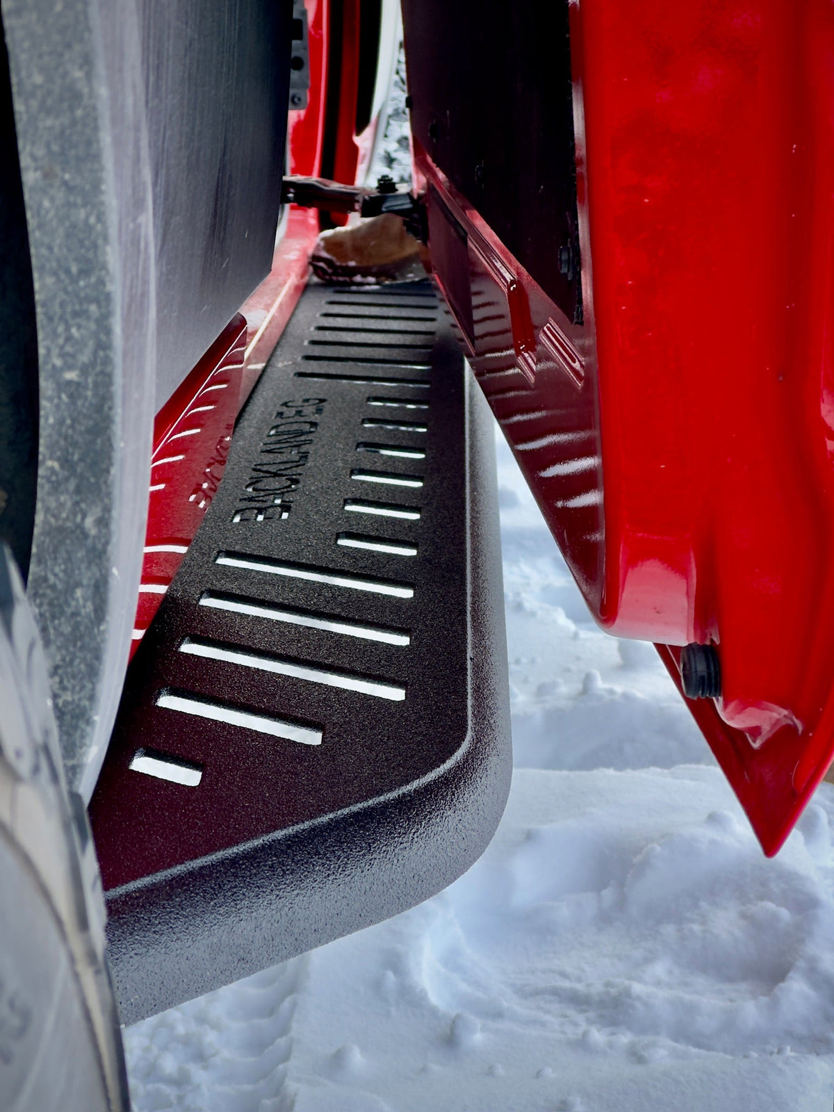 APEX - Side Steps - Transit Van 148" WB - Regular - Aluminum