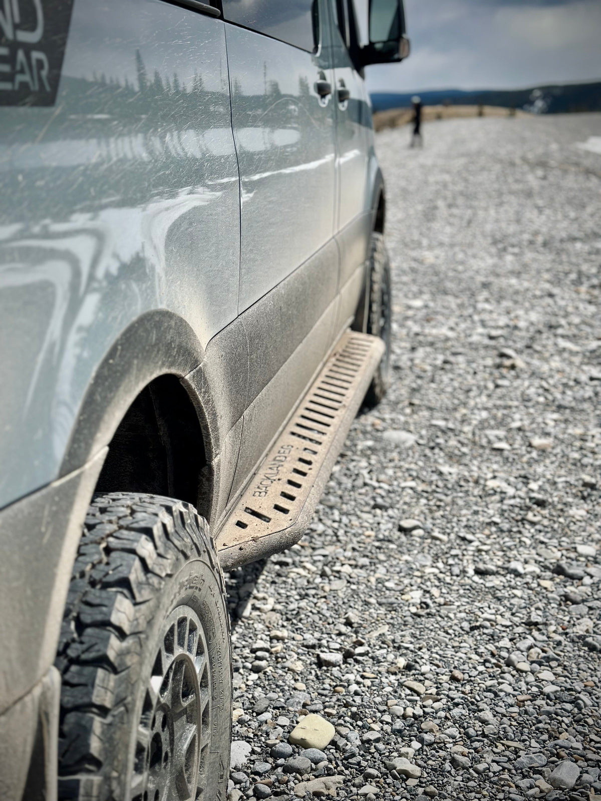 APEX - Rock Sliders / Side Steps - 144 - Regular - Shorter Driver Side - Steel