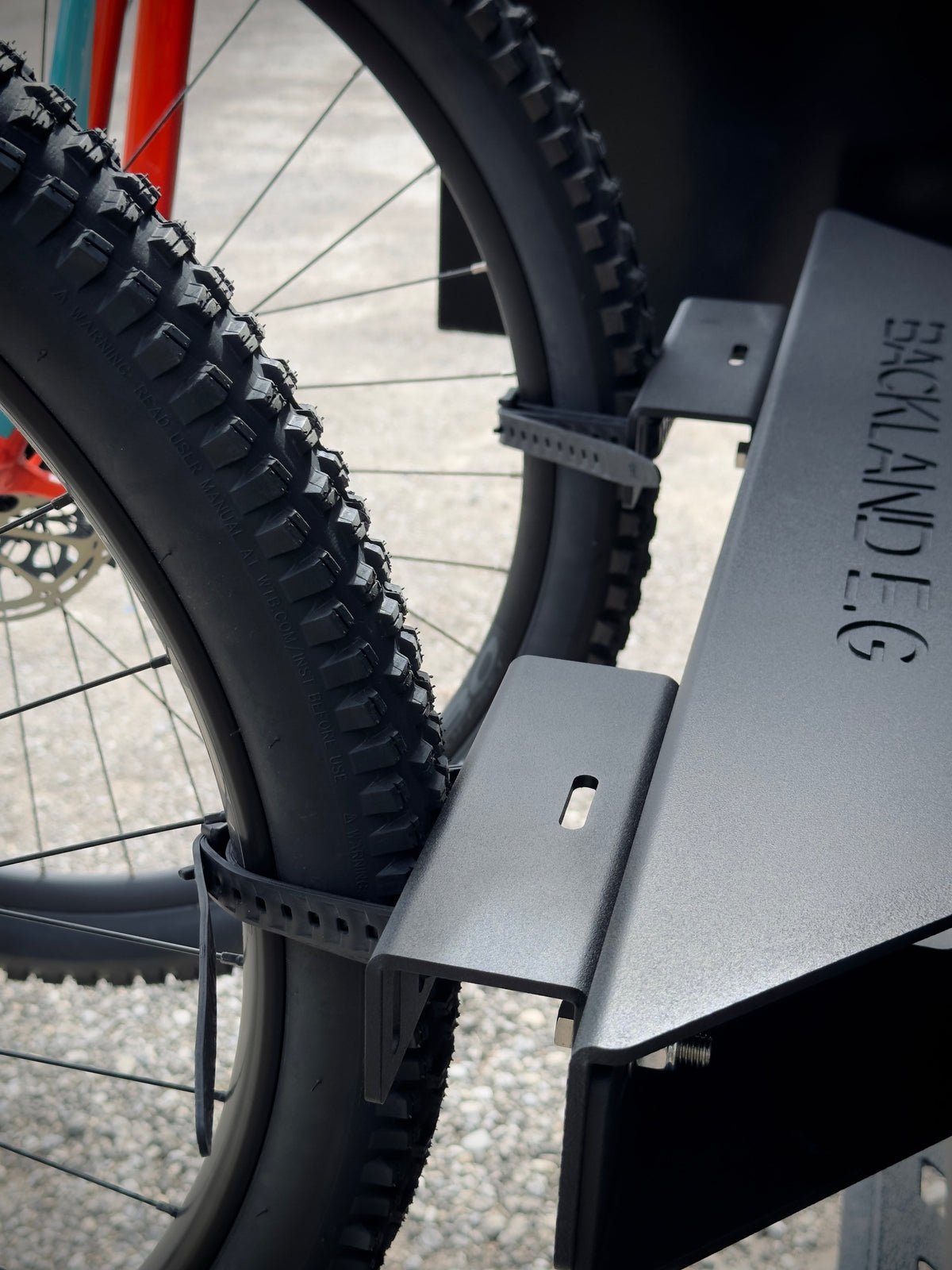 OX - Vertical Bike Mount