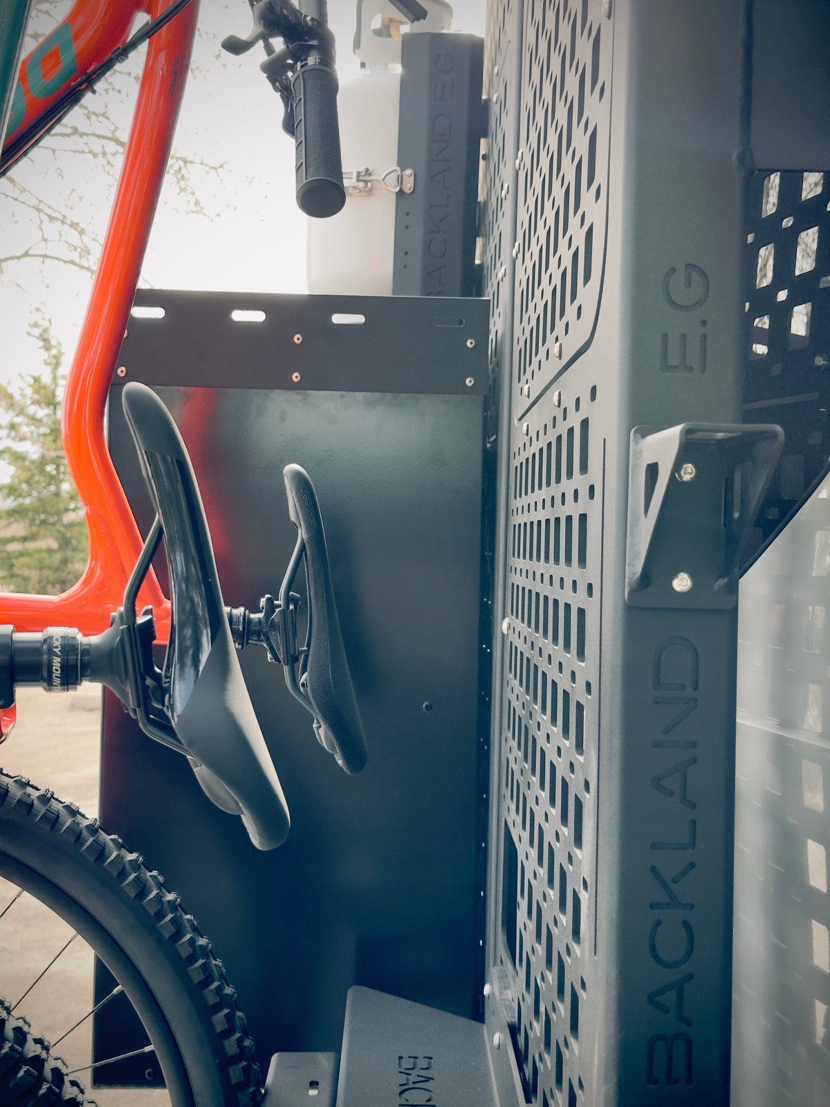 OX - Vertical Bike Mount