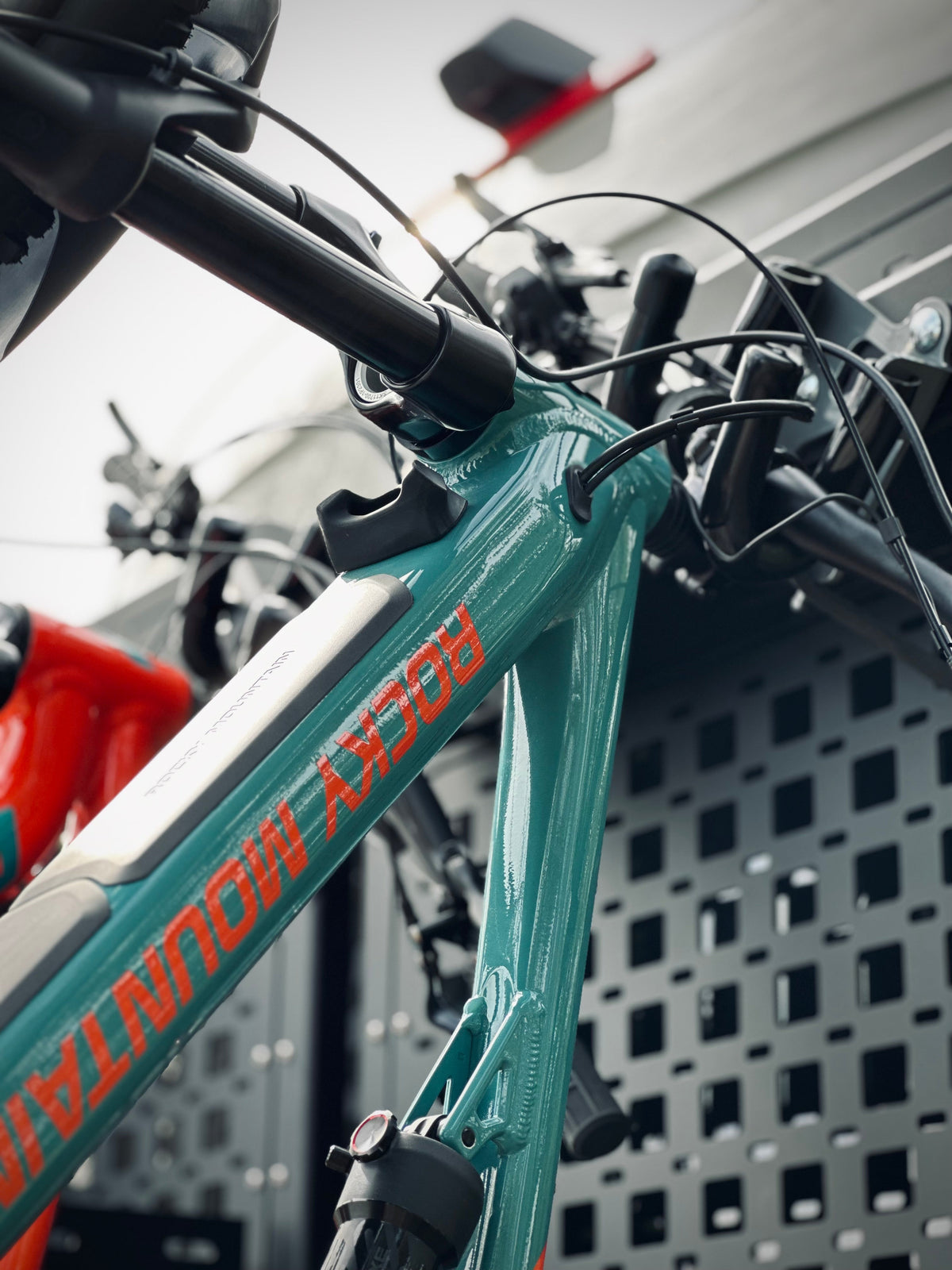 OX - Vertical Bike Rack System