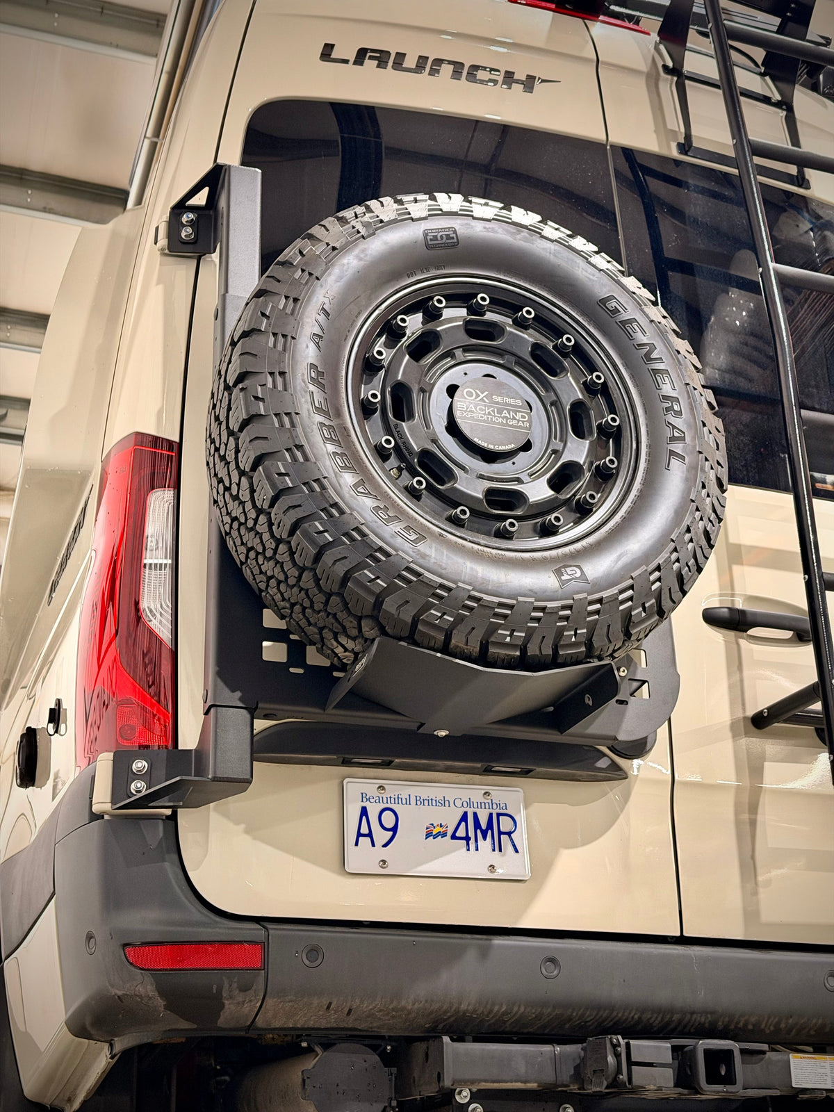 OX - Compact Carrier - Tire Mount Kit
