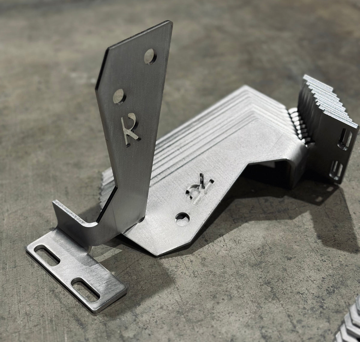 APEX - Side Steps - 170 - Drop Down - Aluminum
