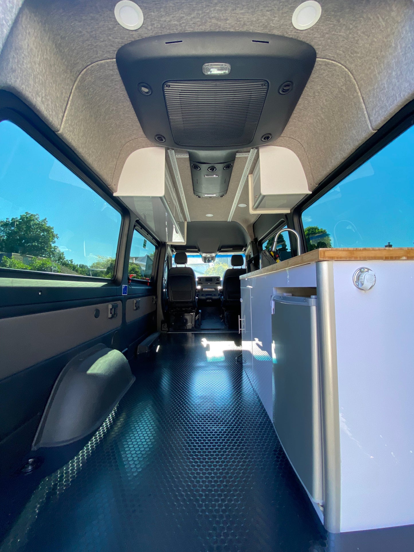 Aluminum Corner Extrusions For Camper Van Cabinets