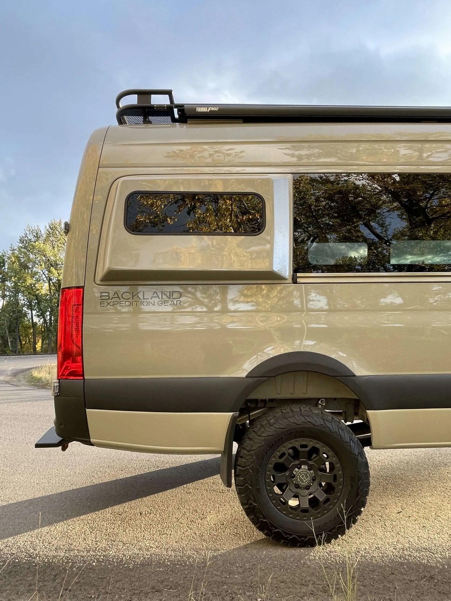 EAGLE Series Roof Rack The Nest F80s for Sprinter 170