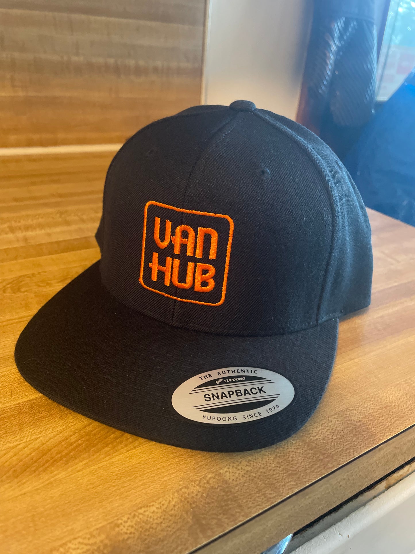 VanHub Snapback